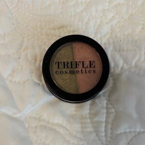 Dual Eyeshadow - Olive Green and Peach